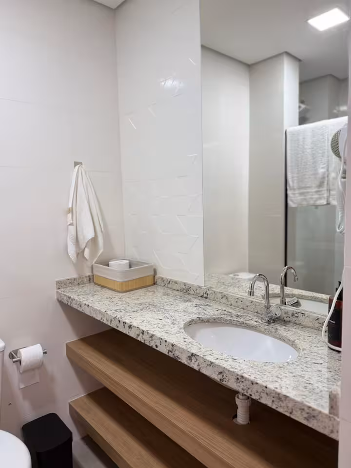 Studio Completo Moderno Aconchegante